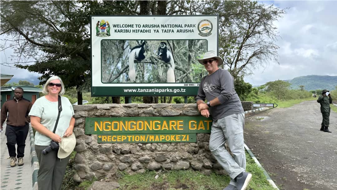 1-Day Arusha National Park Game Drive & Walking Safari