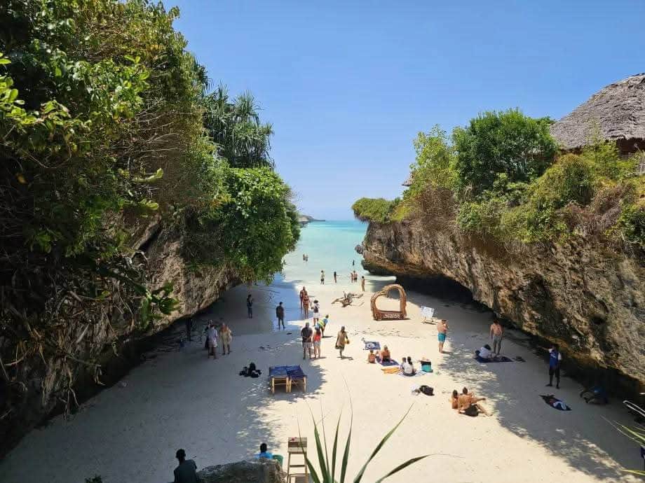 Velocity Zanzibar Tour & Safaris photo 1