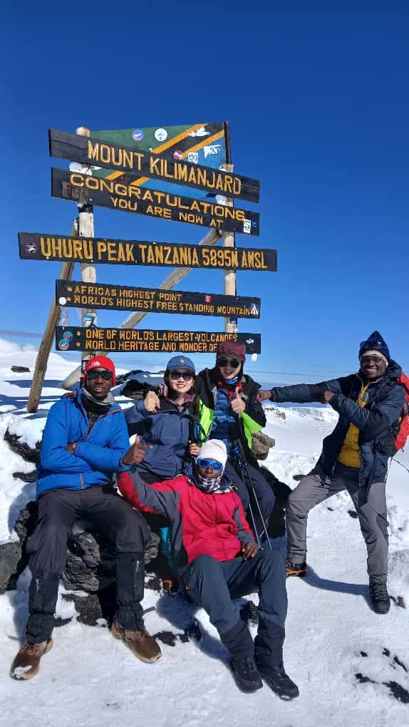 BARAFU CAMP → UHURU PEAK → MWEKA CAMP